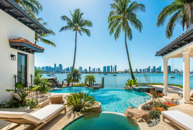 Best Luxury Custom Pool Design in Atlantic Beach, FL